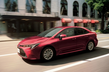 HYBRID S(2WD)