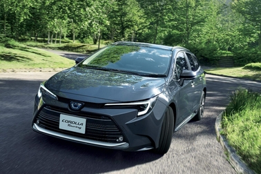 W×B(ハイブリッド車・2WD)